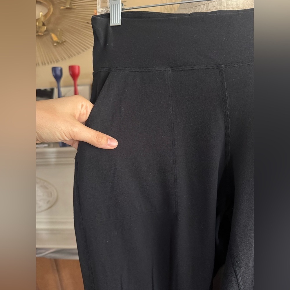 Lululemon Align High-Rise Jogger in Black size 8 - Picture 6 of 11